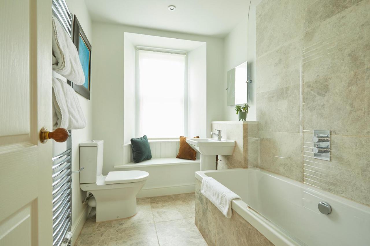 Bed and breakfast Victorian House 4*